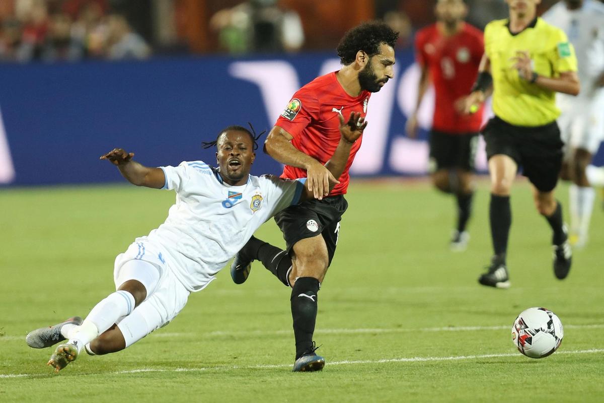 半场战报：都灵2-2比萨，切-亚当斯、乔瓦尼-西蒙尼破门，莫雷奥两球（上半场战况：都灵2-2比萨，切-亚当斯、乔瓦尼-西蒙尼破门，莫雷奥梅开二度）