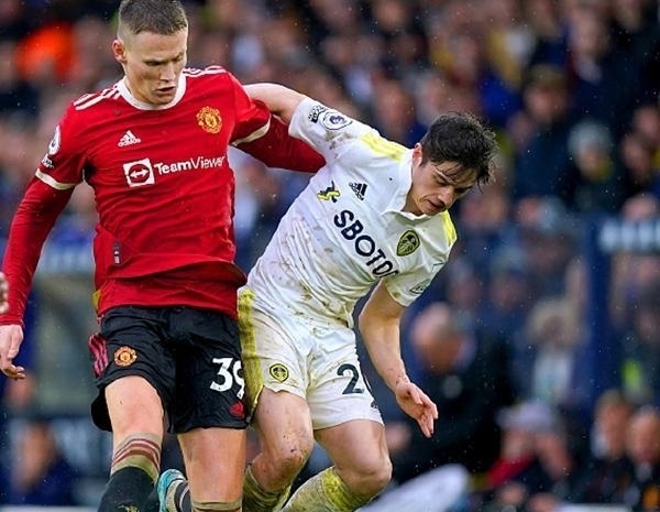 邓加：巴西球员和欧洲球员是不一样的，他们总想上场踢球（邓加：巴西球员有别于欧洲球员，人人都渴望出场）